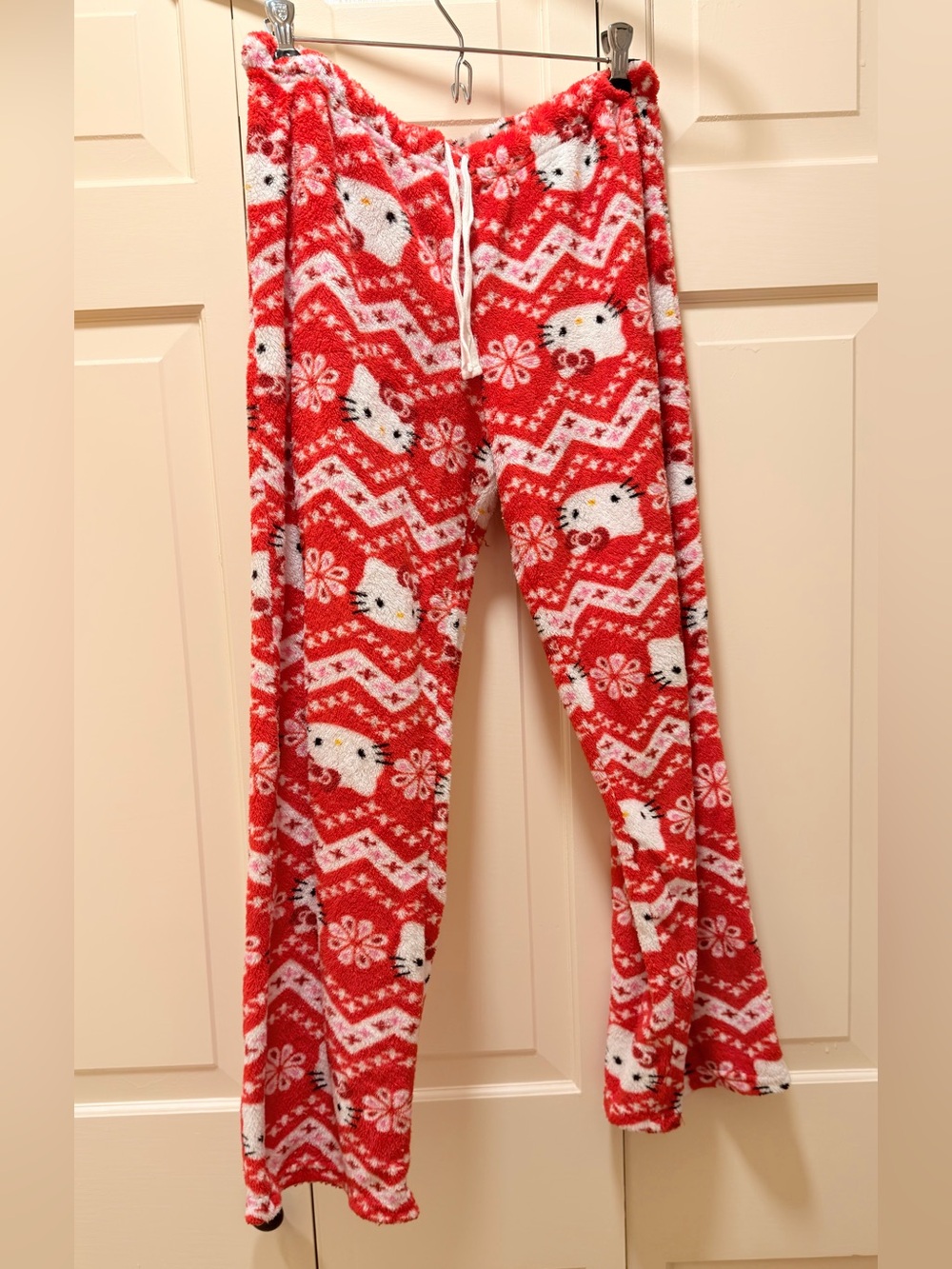 Hello Kitty Sanrio Medium Red Fair Isle Fleece Pajama Pants Holiday Lounge